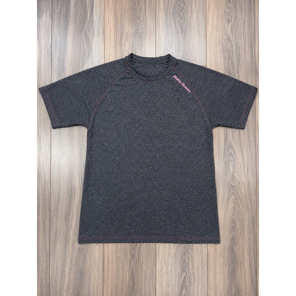 Dairy Queen Employee Performance Shirt Medium Gray DQ Uniform Work Tee